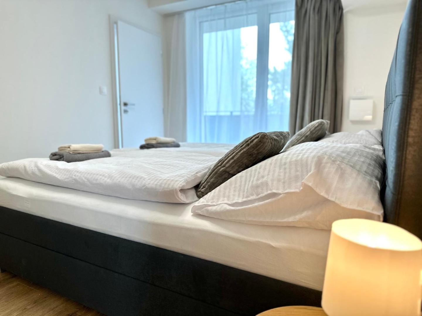 2 Room Apartment, New Building, Balcony, 208 Rovinka Exteriör bild